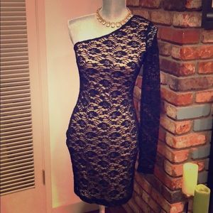 Bebe one shoulder lace dress, size small